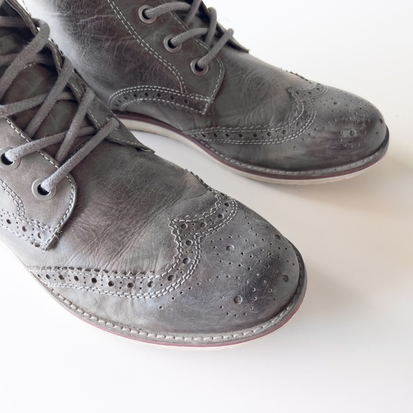 Crevo - Boardwalk Leather Boot - Picture 4 of 6